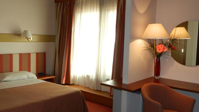 Eurohotel Palace Maniago Room photo